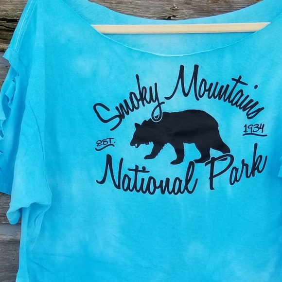 Smoky Mountains Park Bear Upcycled Distressed Tee - Picture 3 of 4